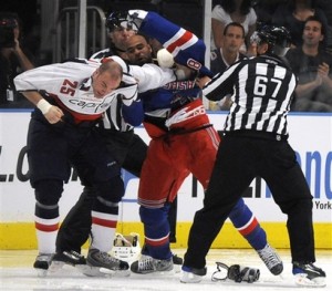 Donald Brashear returns to Washington tonight for the first time since leaving the time through free agency. (Picture courtesy of yahoo.com)