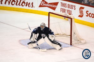 Hellebuyck in ready pose
